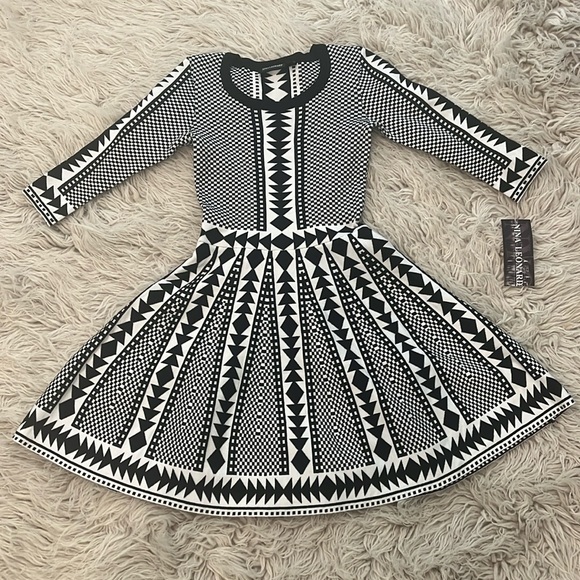 NWT Nina Leonard black ivory white geometric pattern flare skater dress size XS - Picture 4 of 11